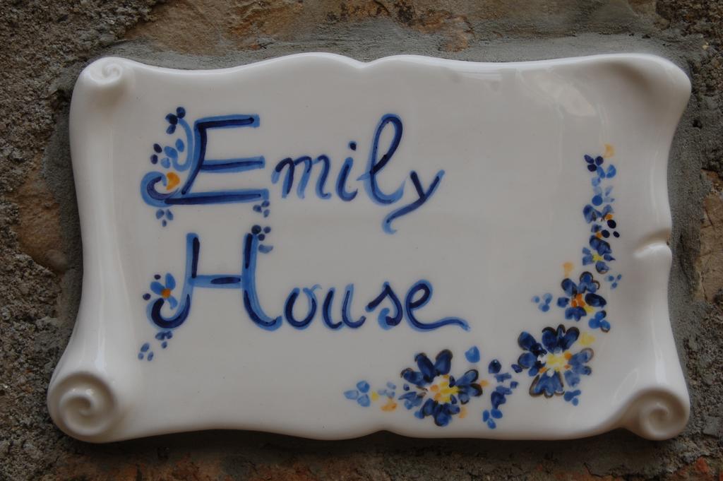 Отель Emily House Montecerboli Экстерьер фото