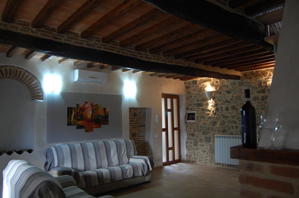 Отель Emily House Montecerboli Экстерьер фото