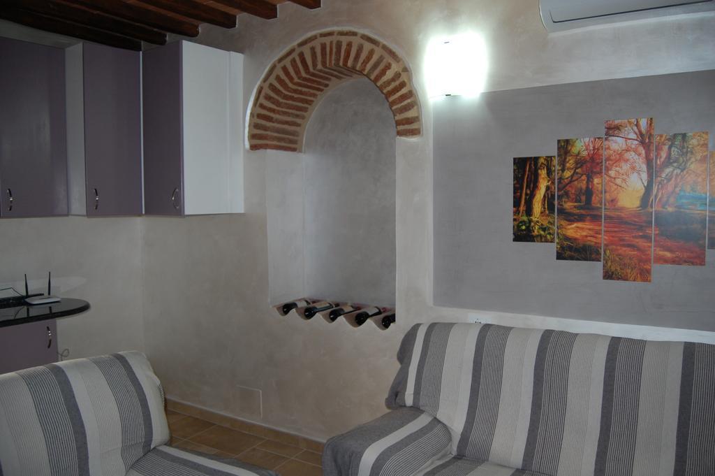 Отель Emily House Montecerboli Экстерьер фото