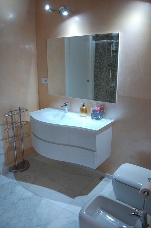 Отель Emily House Montecerboli Экстерьер фото