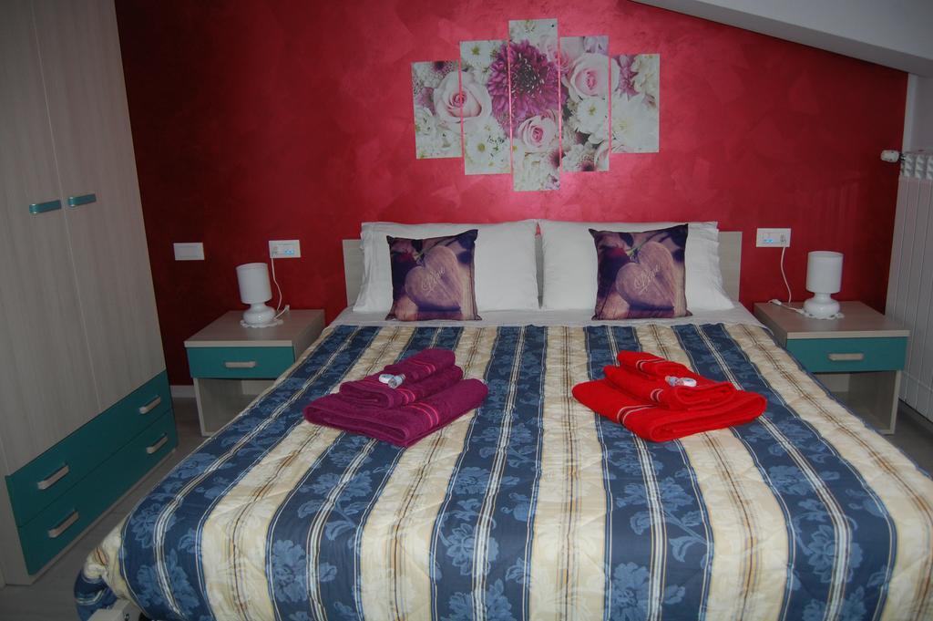 Отель Emily House Montecerboli Экстерьер фото