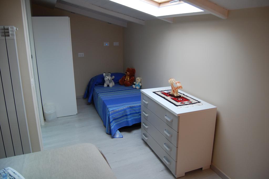 Отель Emily House Montecerboli Экстерьер фото