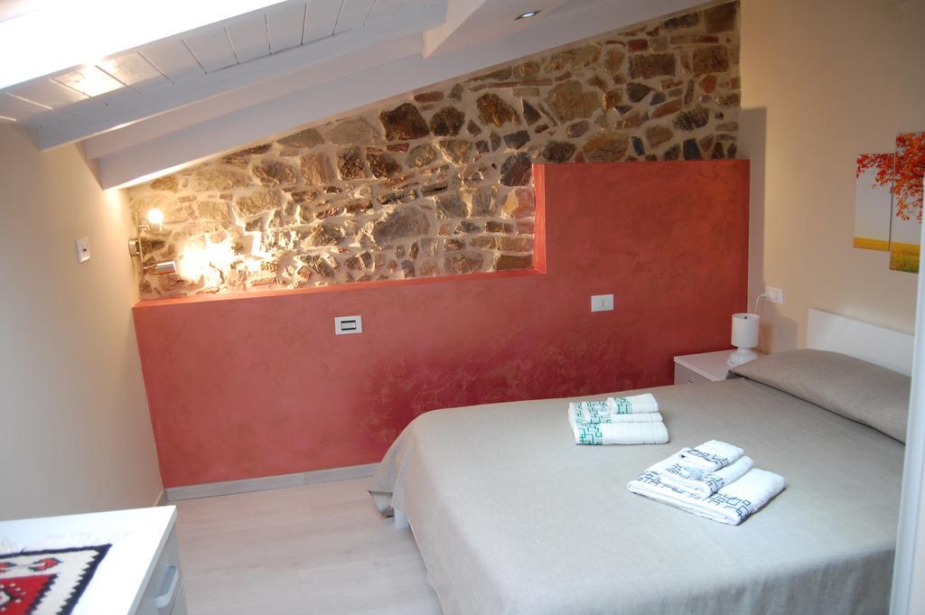 Отель Emily House Montecerboli Экстерьер фото