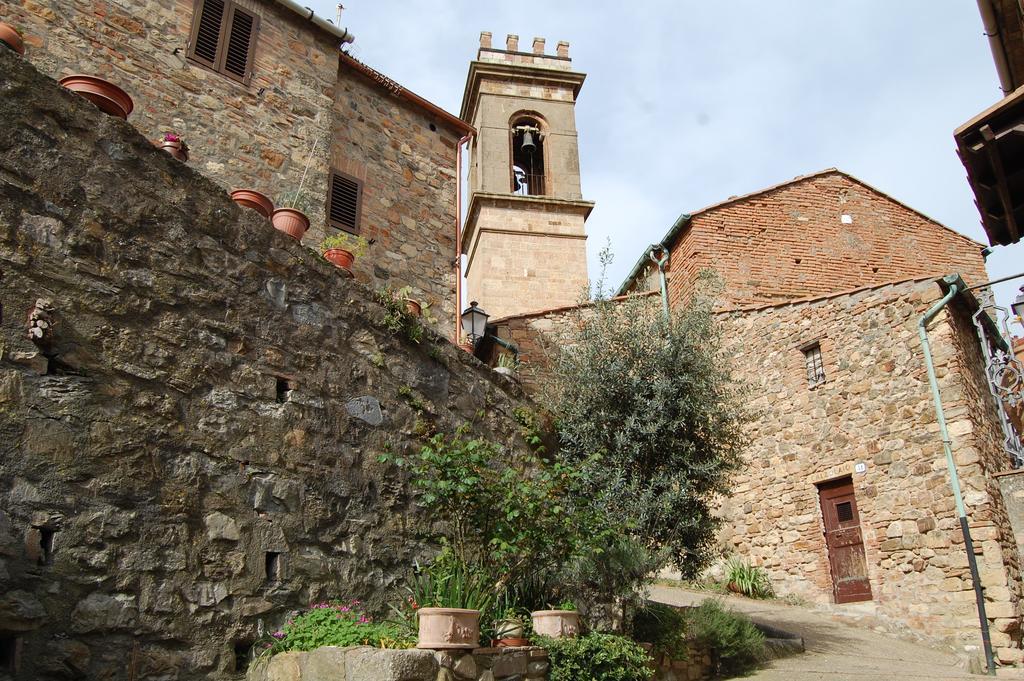 Отель Emily House Montecerboli Экстерьер фото